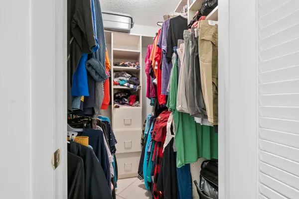 $114,900 | 1115 Lake Terrace, Unit 111, Boynton Beach, FL 33426