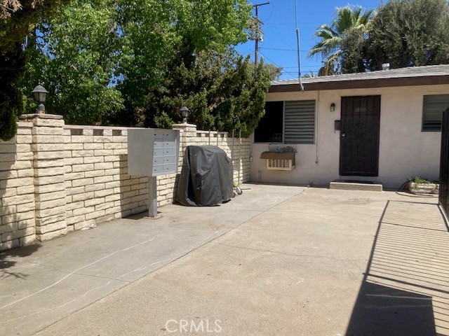 1152 Villa Street Riverside, CA 92507 - Photo 4 of 12 Gallery Image 4