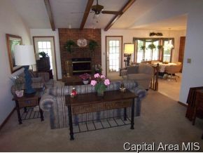 2905 Mill Point Court Springfield, IL 62704 - Photo 5 of 12 Gallery Image 5