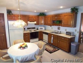 2905 Mill Point Court Springfield, IL 62704 - Photo 7 of 12 Gallery Image 7