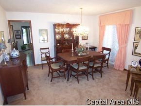 2905 Mill Point Court Springfield, IL 62704 - Photo 8 of 12 Gallery Image 8