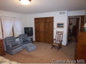 2905 Mill Point Court Springfield, IL 62704 - Photo 10 of 12 Gallery Image 10