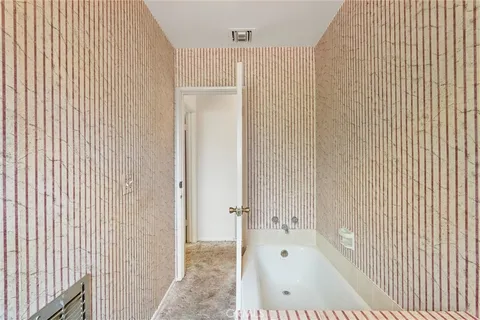 $885,000 | 5636 Ponce Avenue, Woodland Hills, CA 91367