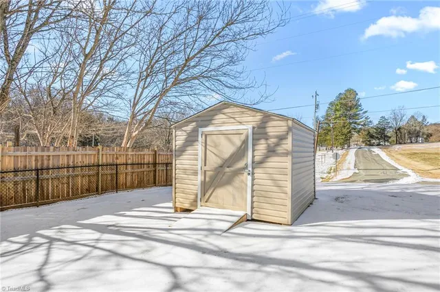 $195,000 | 404 Short Street, Haw River, NC 27258