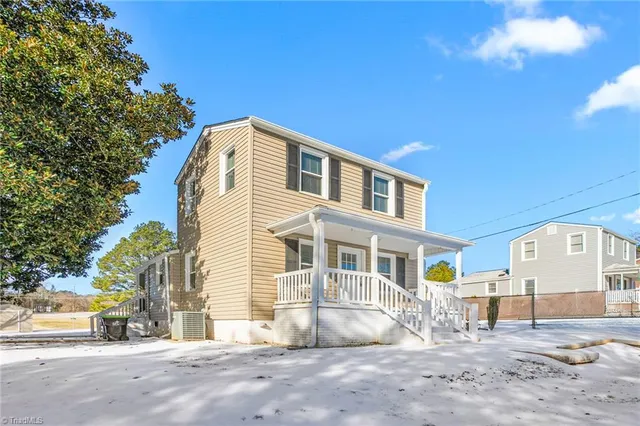 $195,000 | 404 Short Street, Haw River, NC 27258