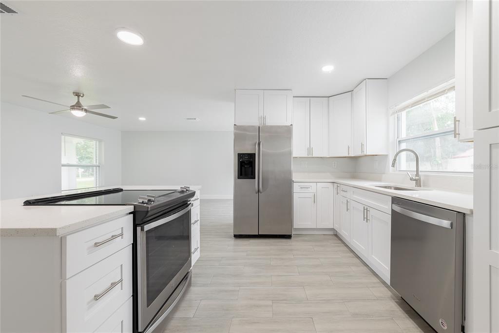 328 Alpine Street Altamonte Springs, FL 32701 - Photo 10 of 33 Gallery Image 10