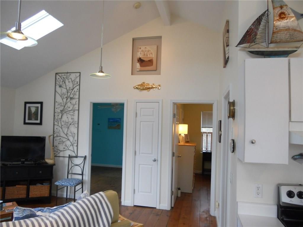 260 Riverside Drive Tiverton, RI 02878 - Photo 11 of 19 Gallery Image 11