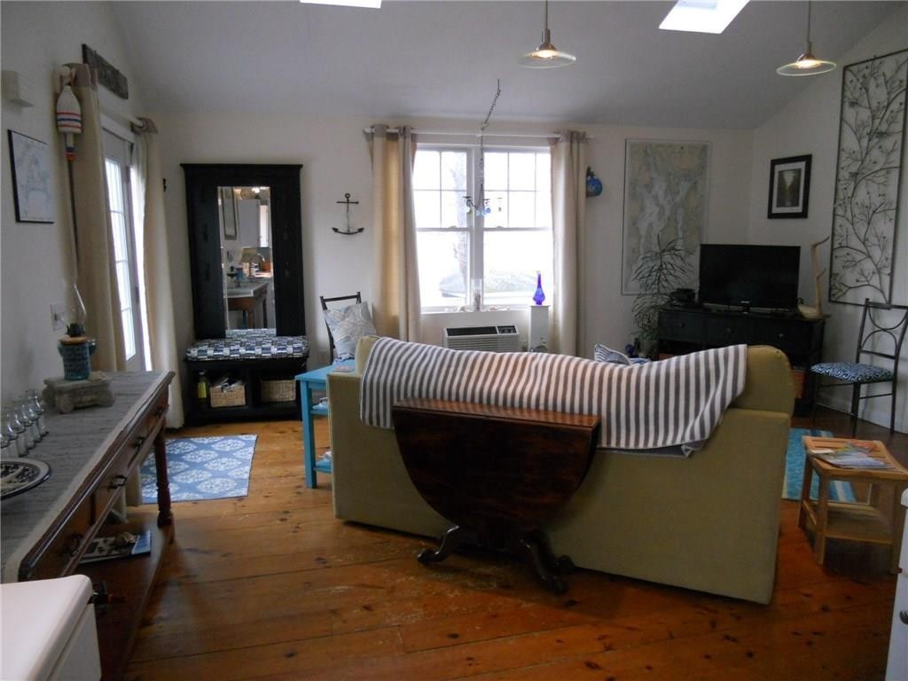 260 Riverside Drive Tiverton, RI 02878 - Photo 12 of 19 Gallery Image 12