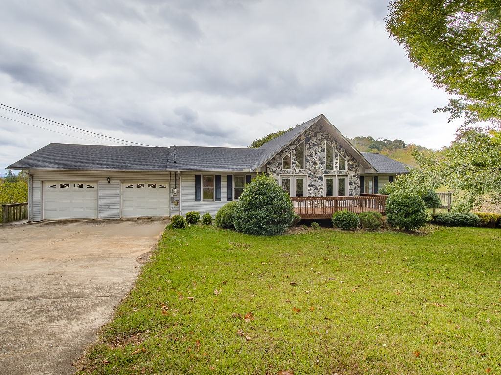 394 Buttermilk Road Johnson City, TN 37615 - Photo 1 of 35 Photo 1
