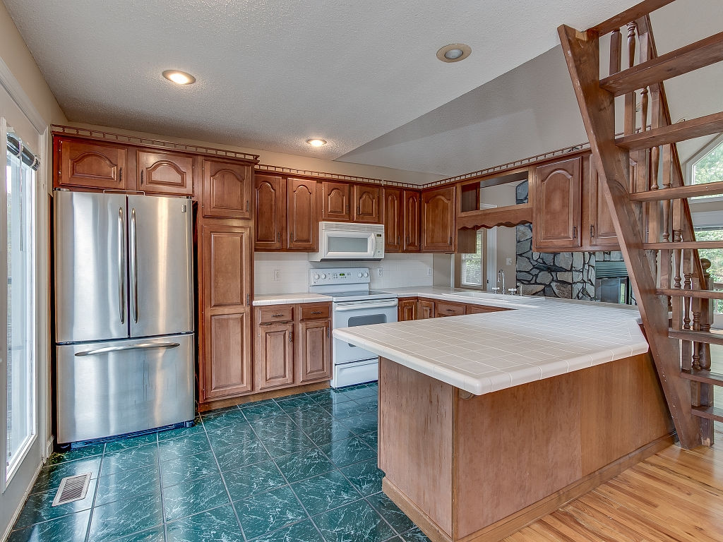 394 Buttermilk Road Johnson City, TN 37615 - Photo 10 of 35 Photo 10
