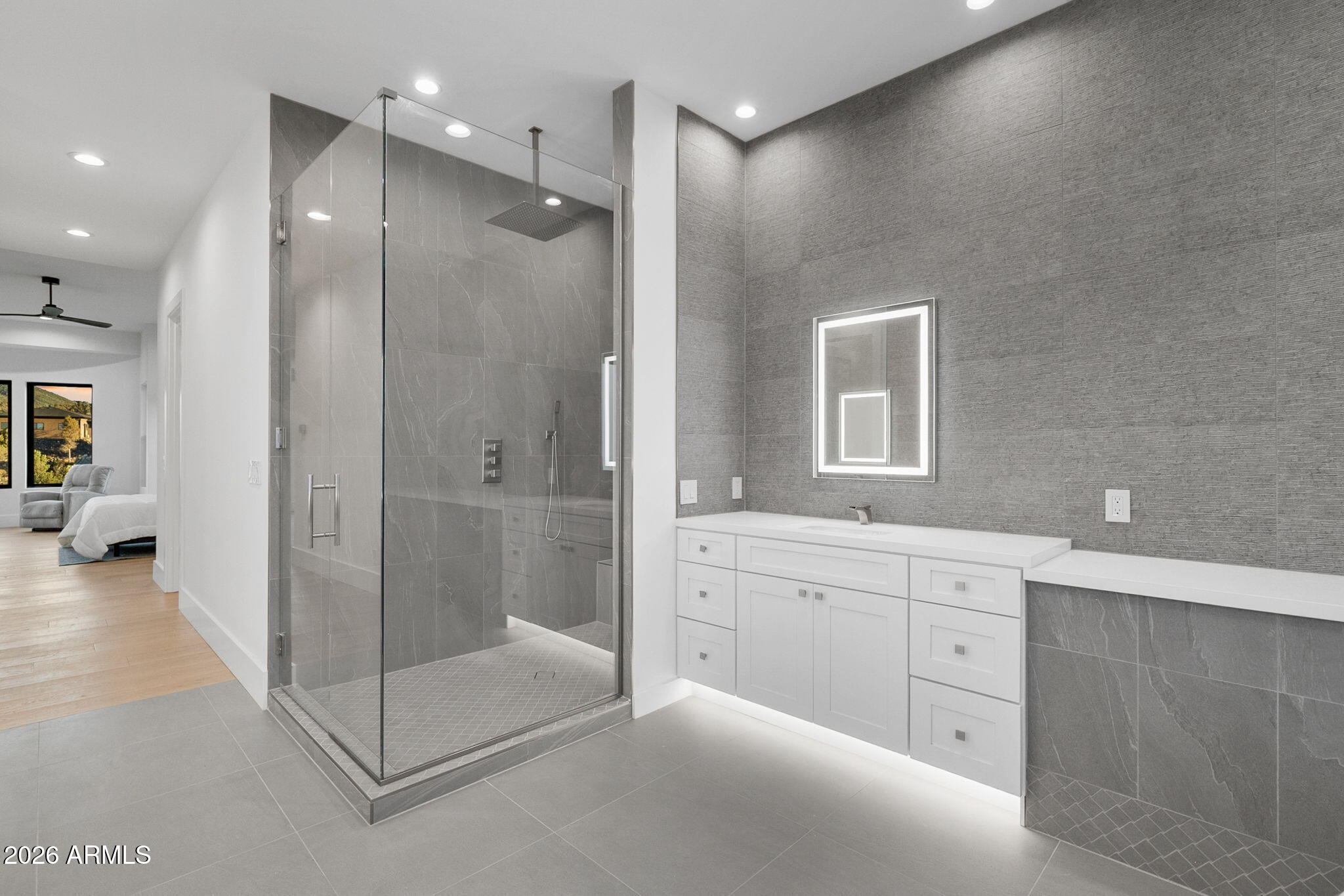 300 Lynx Creek Road Prescott, AZ 86303 - Photo 27 of 109 24-Primary Bathroom