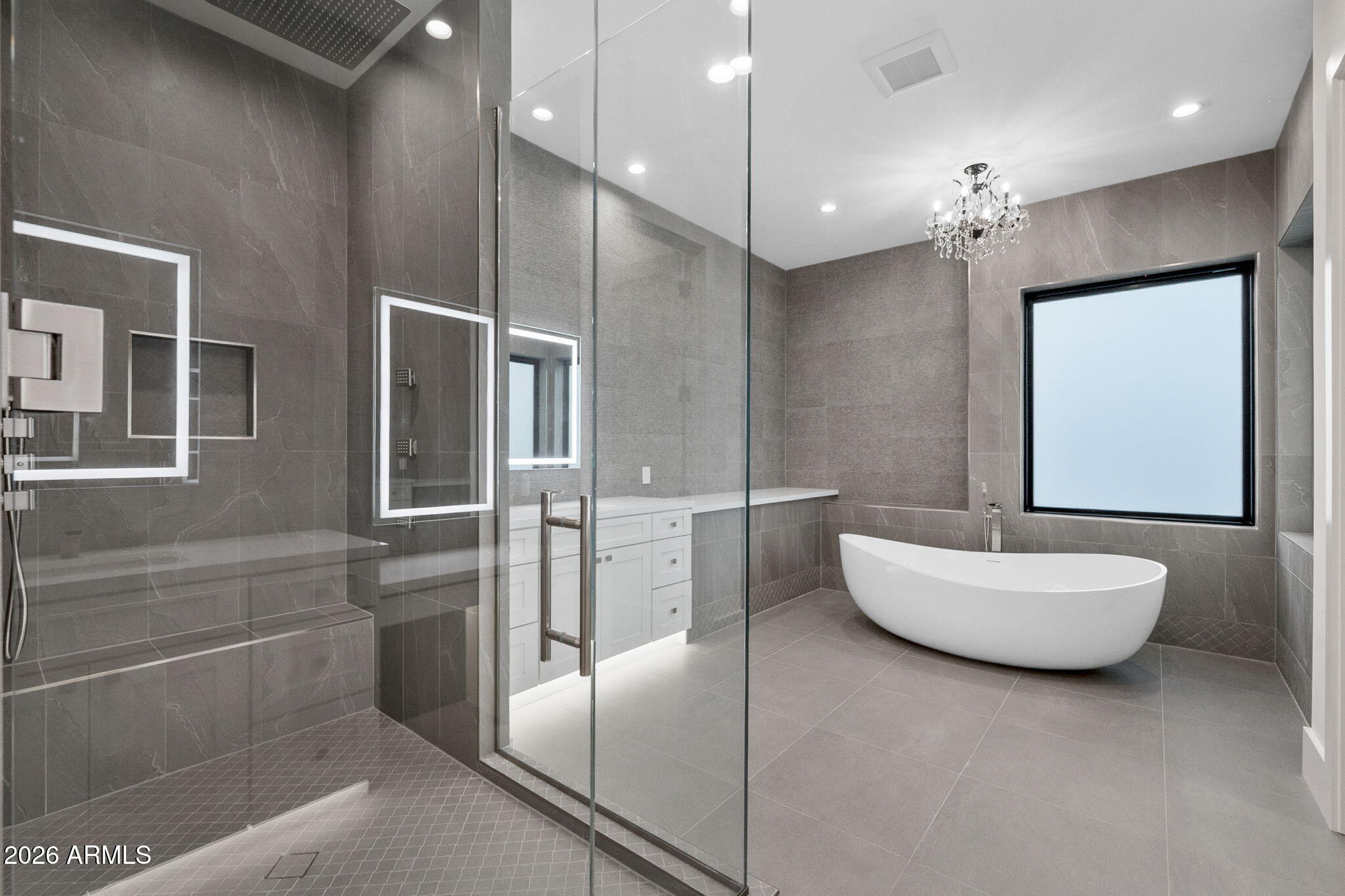300 Lynx Creek Road Prescott, AZ 86303 - Photo 29 of 109 26-Primary Bathroom (3)