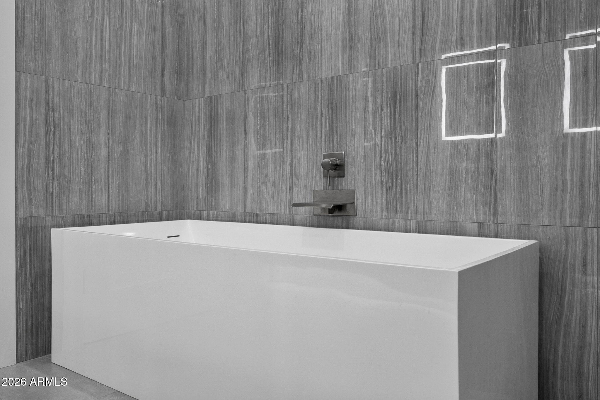 300 Lynx Creek Road Prescott, AZ 86303 - Photo 43 of 109 40-Bathroom 2 Soaker Tub