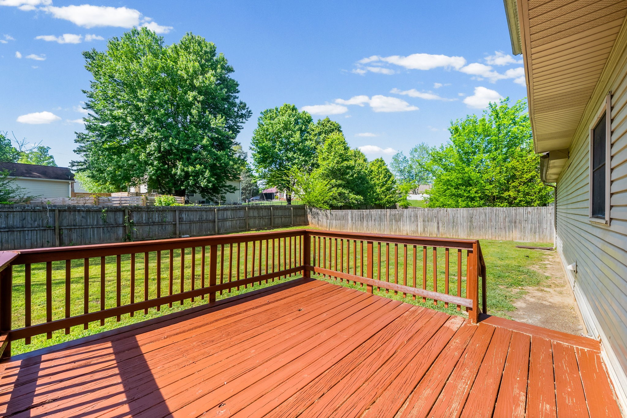 1706 Hazelwood Road Clarksville, TN 37042 - Photo 25 of 31 a view of wooden deck