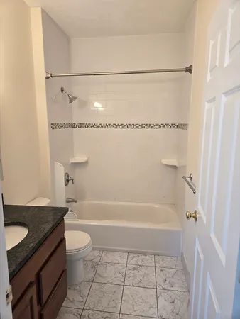 $4,000 | 569 Adams Street, Unit 1, Milton, MA 02186