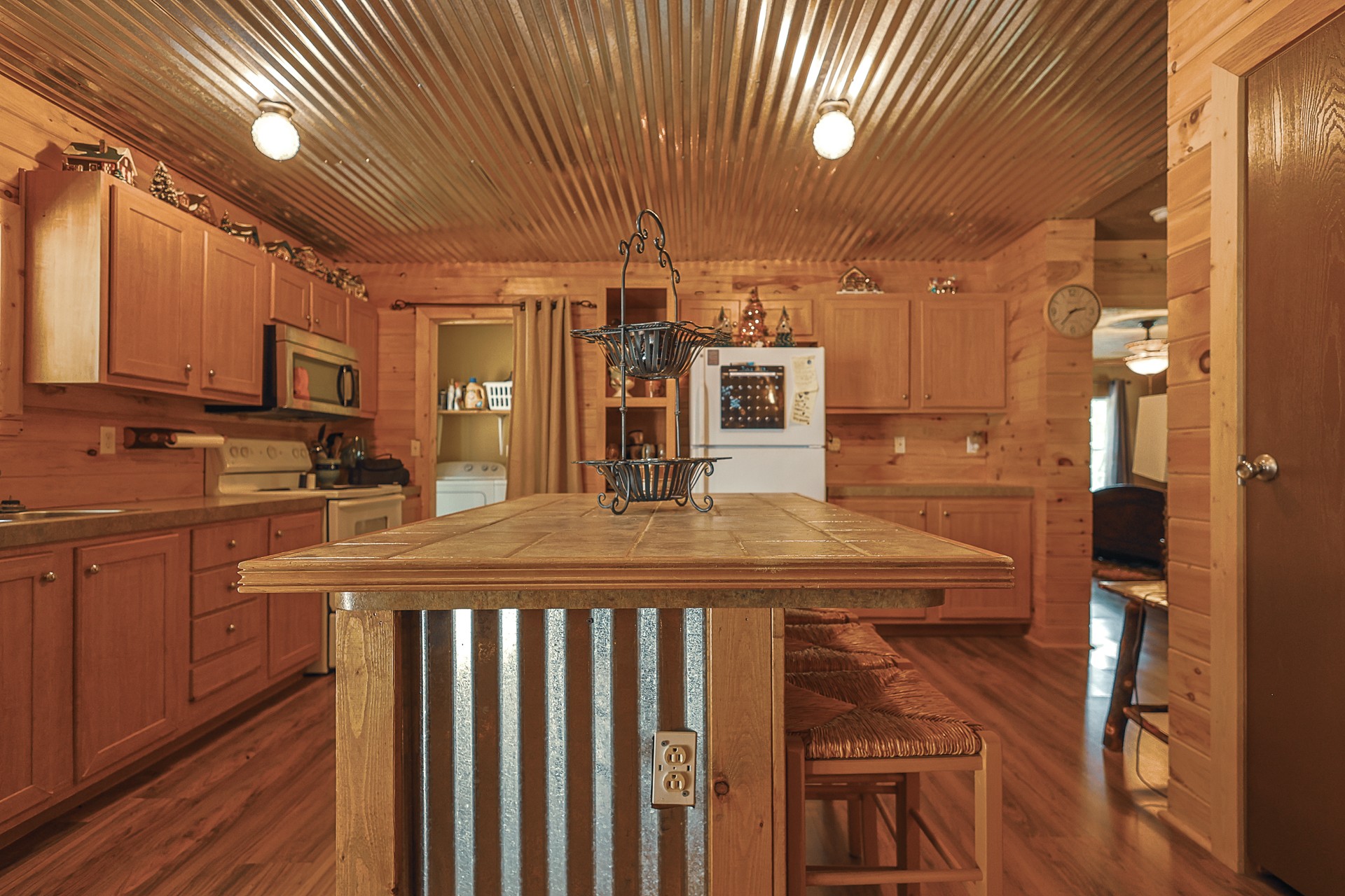 555 Lay Hollow Road Waynesboro, TN 38485 - Photo 18 of 68 a kitchen with lots of counter space and appliances
