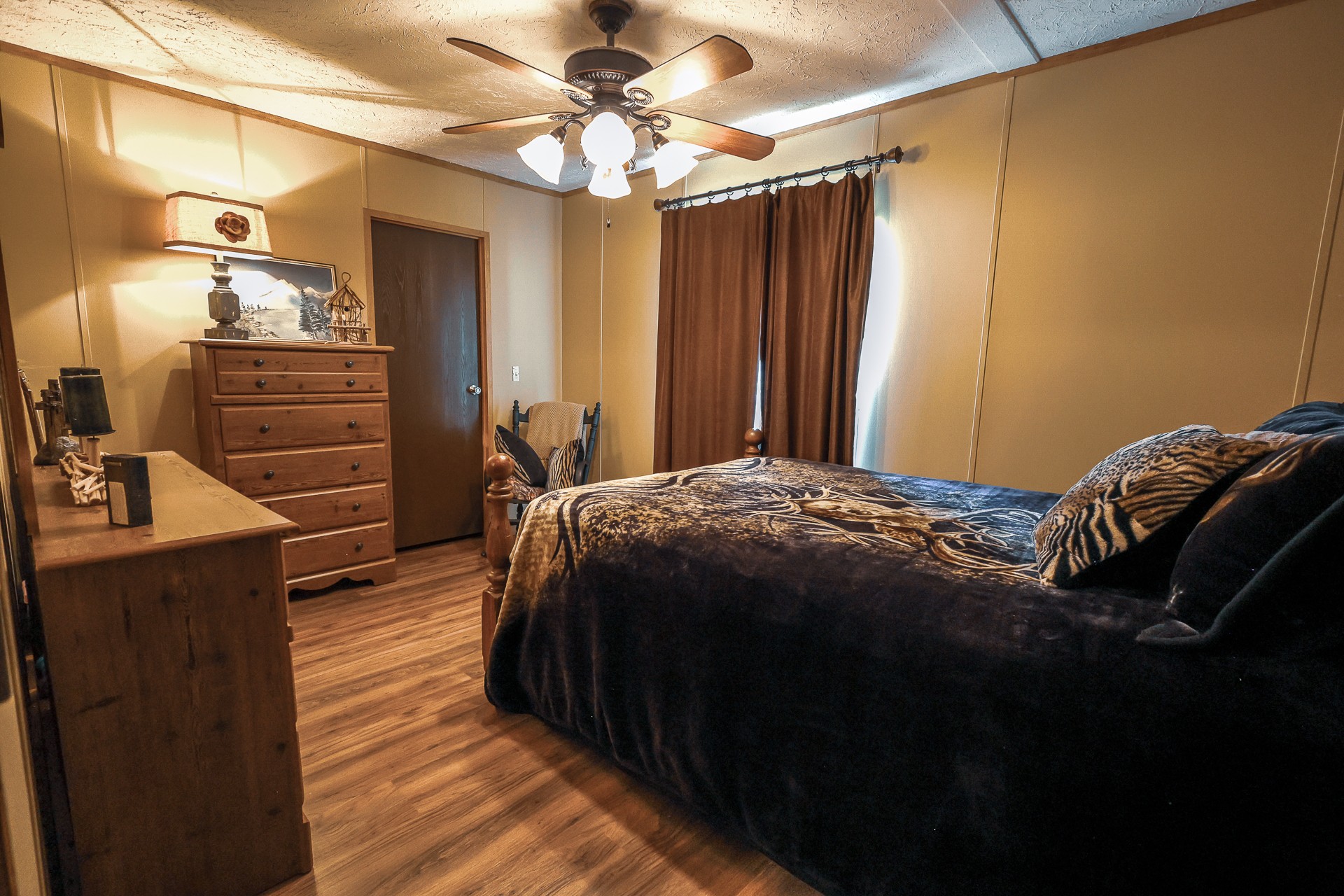 555 Lay Hollow Road Waynesboro, TN 38485 - Photo 25 of 68 a bedroom with a bed and a closet