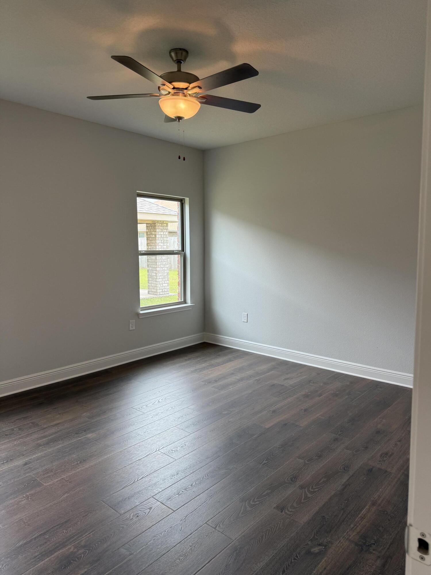 185 Ridgeway Circle Crestview, FL 32536 - Photo 13 of 30 IMG_7464