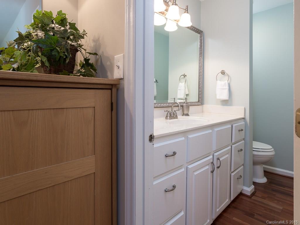 3418 Chevington Road Charlotte, NC 28226 - Photo 11 of 18 Gallery Image 11
