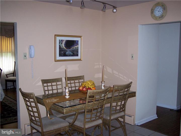 305 North Sproul Road Broomall, PA 19008 - Photo 7 of 19 Kitchen