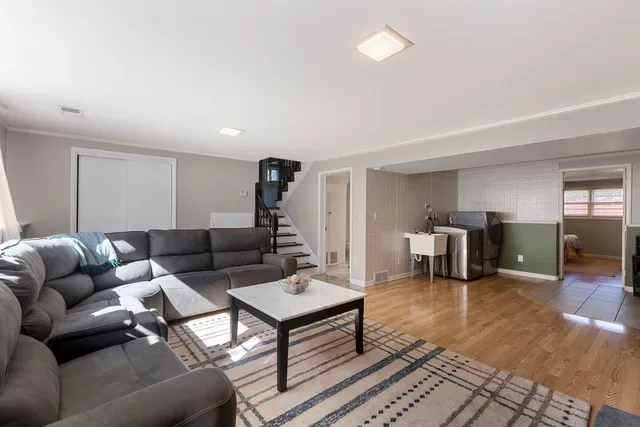 $349,990 | 324 Alma Terrace, Cary, IL 60013