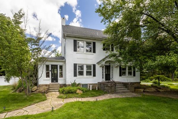 211 Belmont Road Butler, PA 16001 - Photo 2 of 50