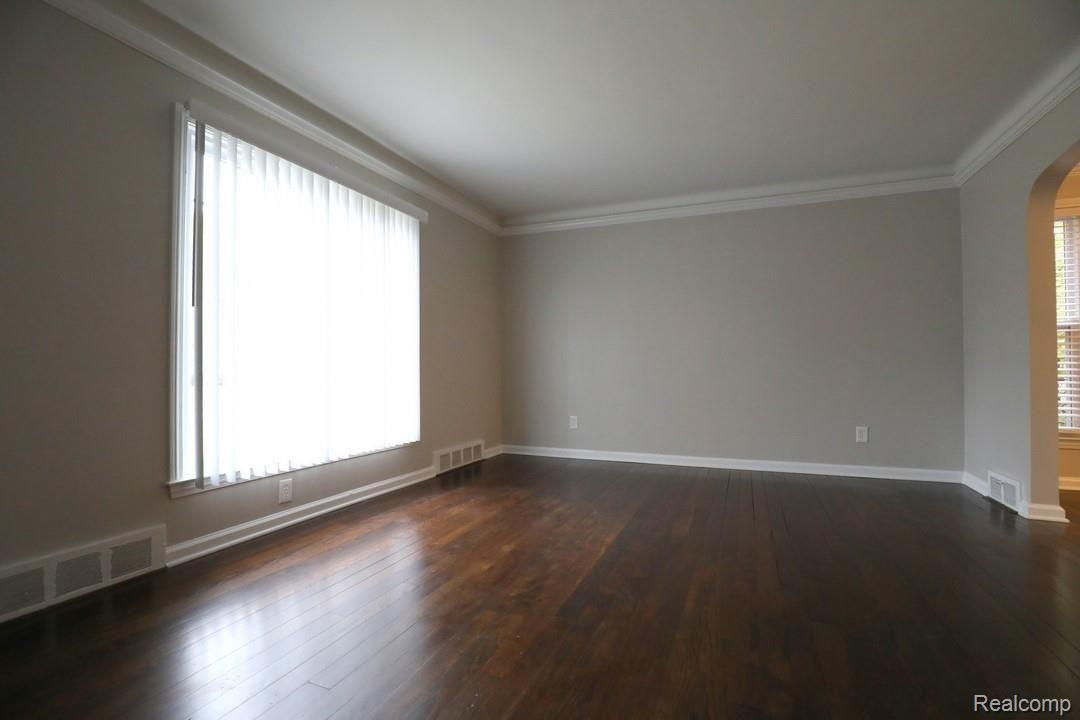 5951 Cadieux Road Detroit, MI 48224 - Photo 8 of 20 Living Room .jpg