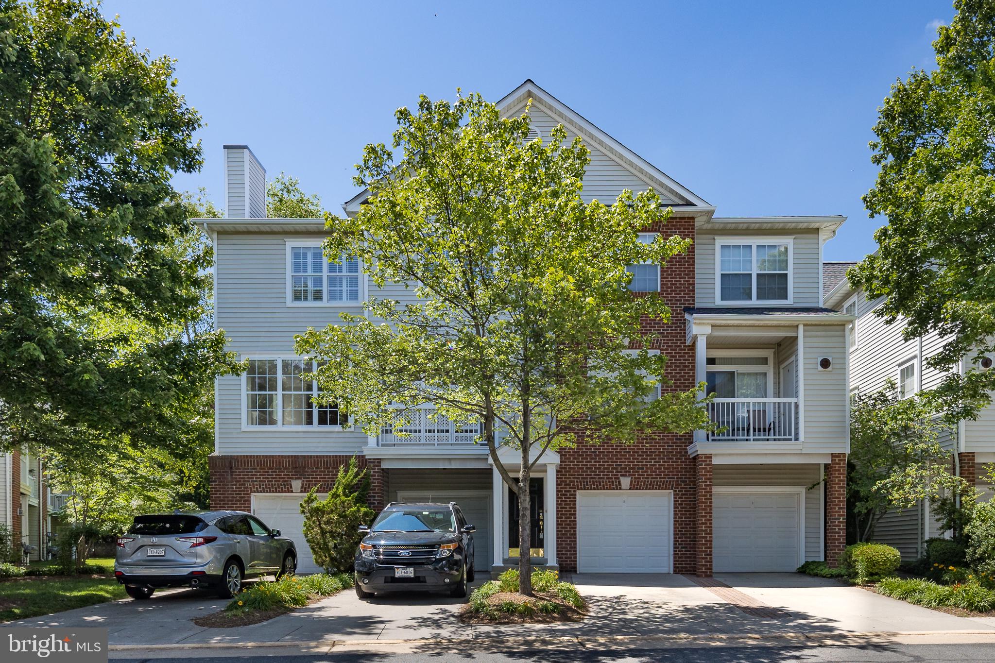 13104 Marcey Creek Road Herndon, VA 20171 - Photo 2 of 24