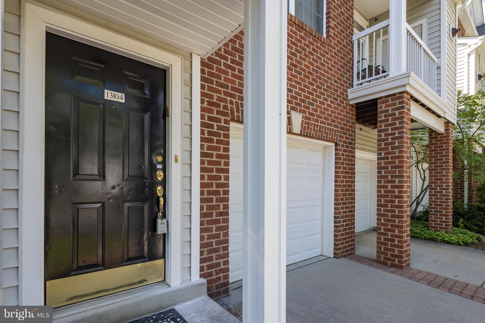 13104 Marcey Creek Road Herndon, VA 20171 - Photo 5 of 24