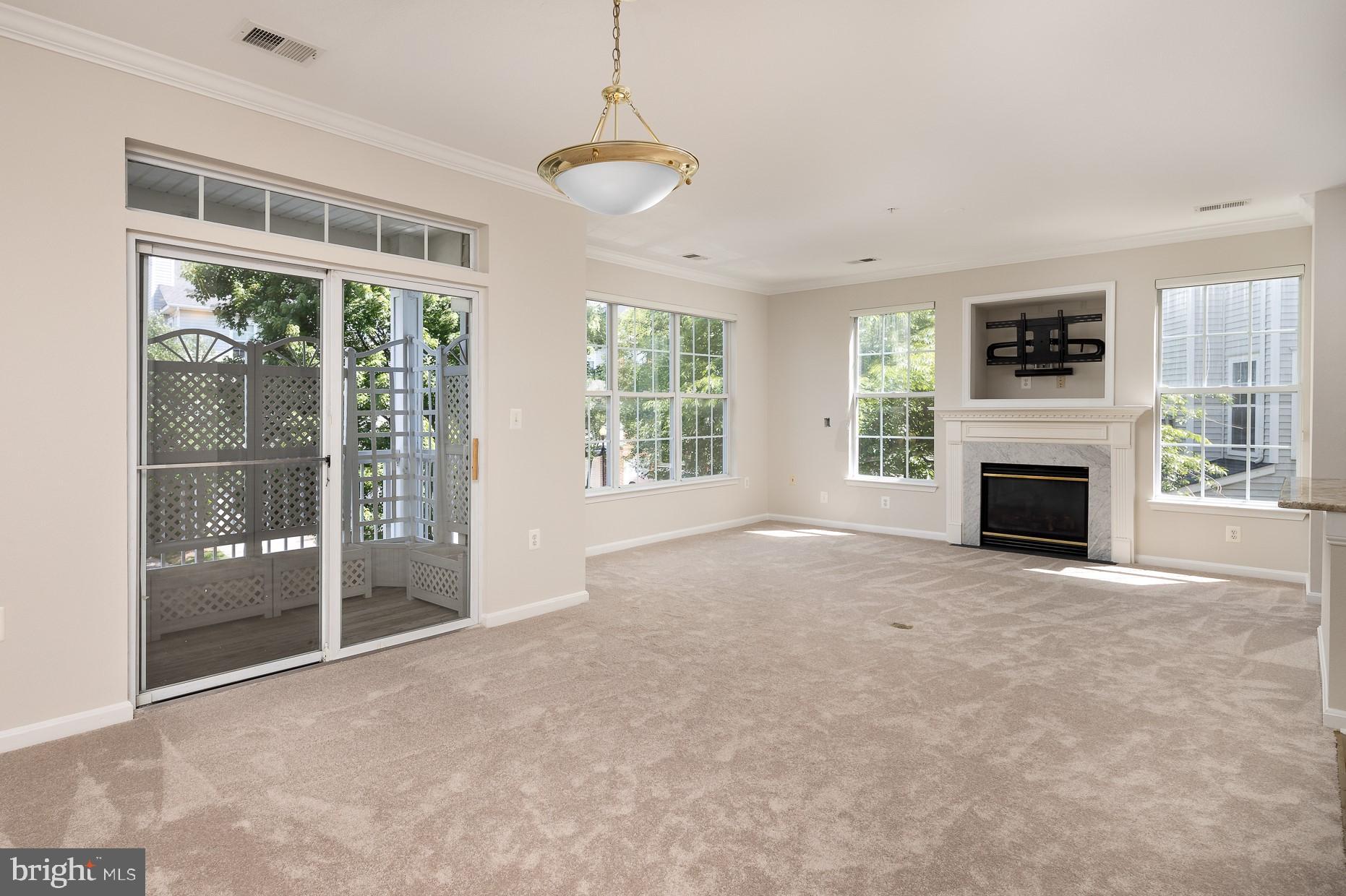 13104 Marcey Creek Road Herndon, VA 20171 - Photo 7 of 24