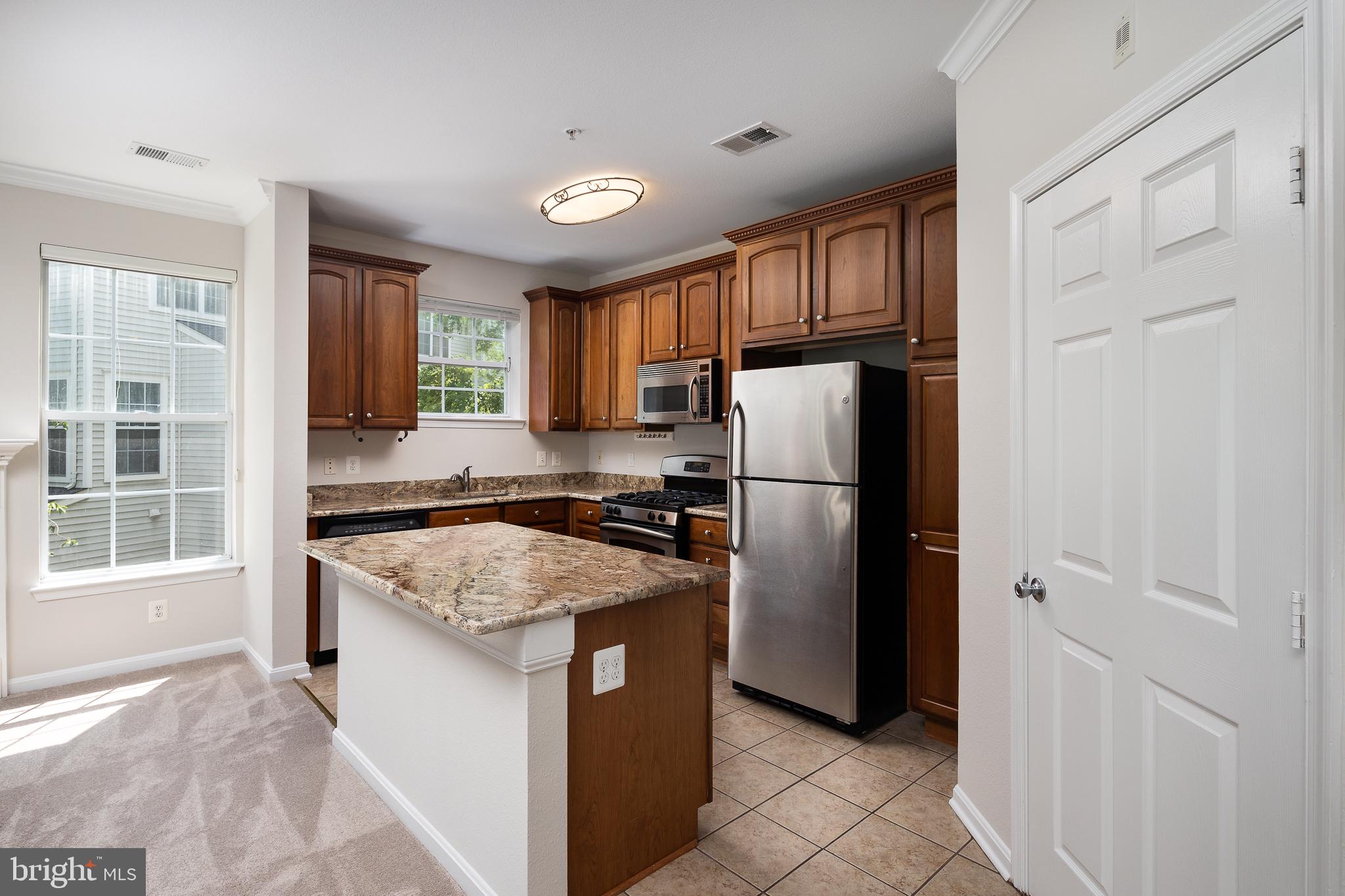 13104 Marcey Creek Road Herndon, VA 20171 - Photo 10 of 24