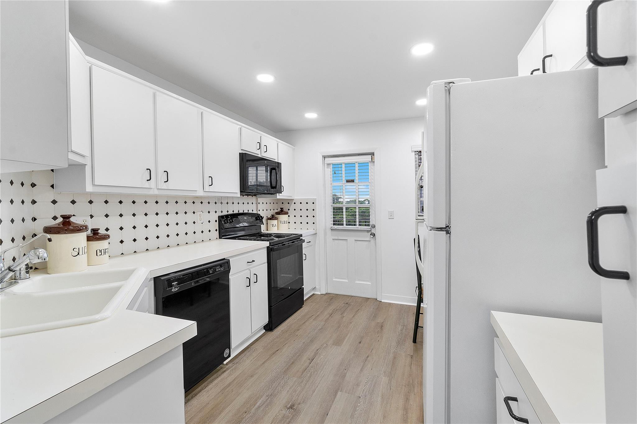 9101 West Sample Road, Unit 402 Coral Springs, FL 33065 - Photo 24 of 31 Photo 24