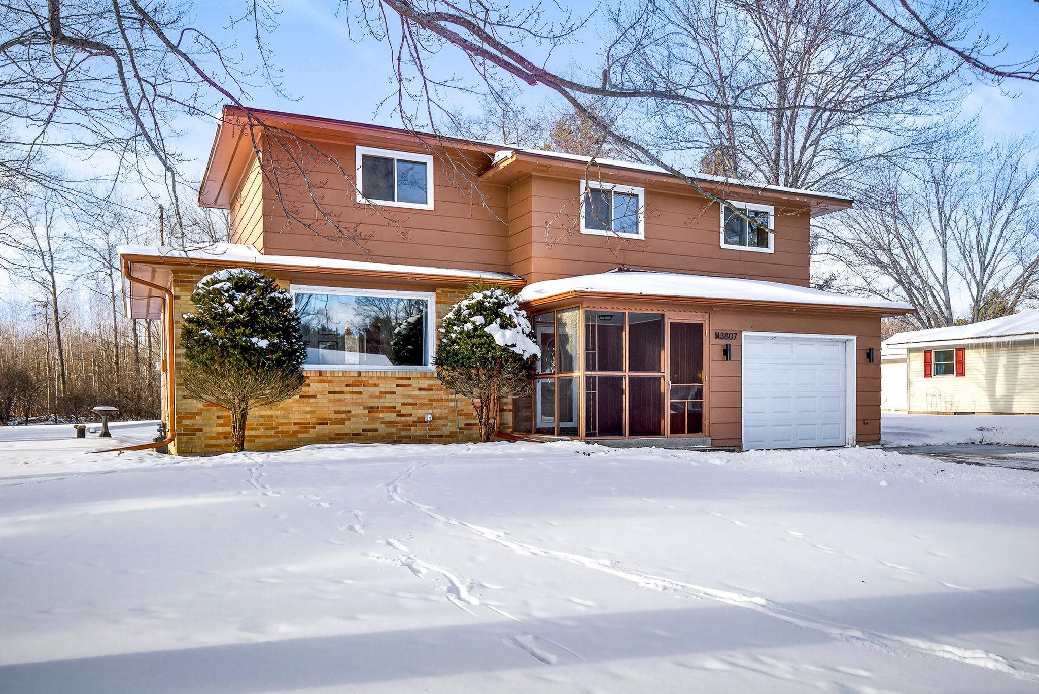 N3807 Boneham Addition Road Marinette, WI 54143 - Photo 2 of 42