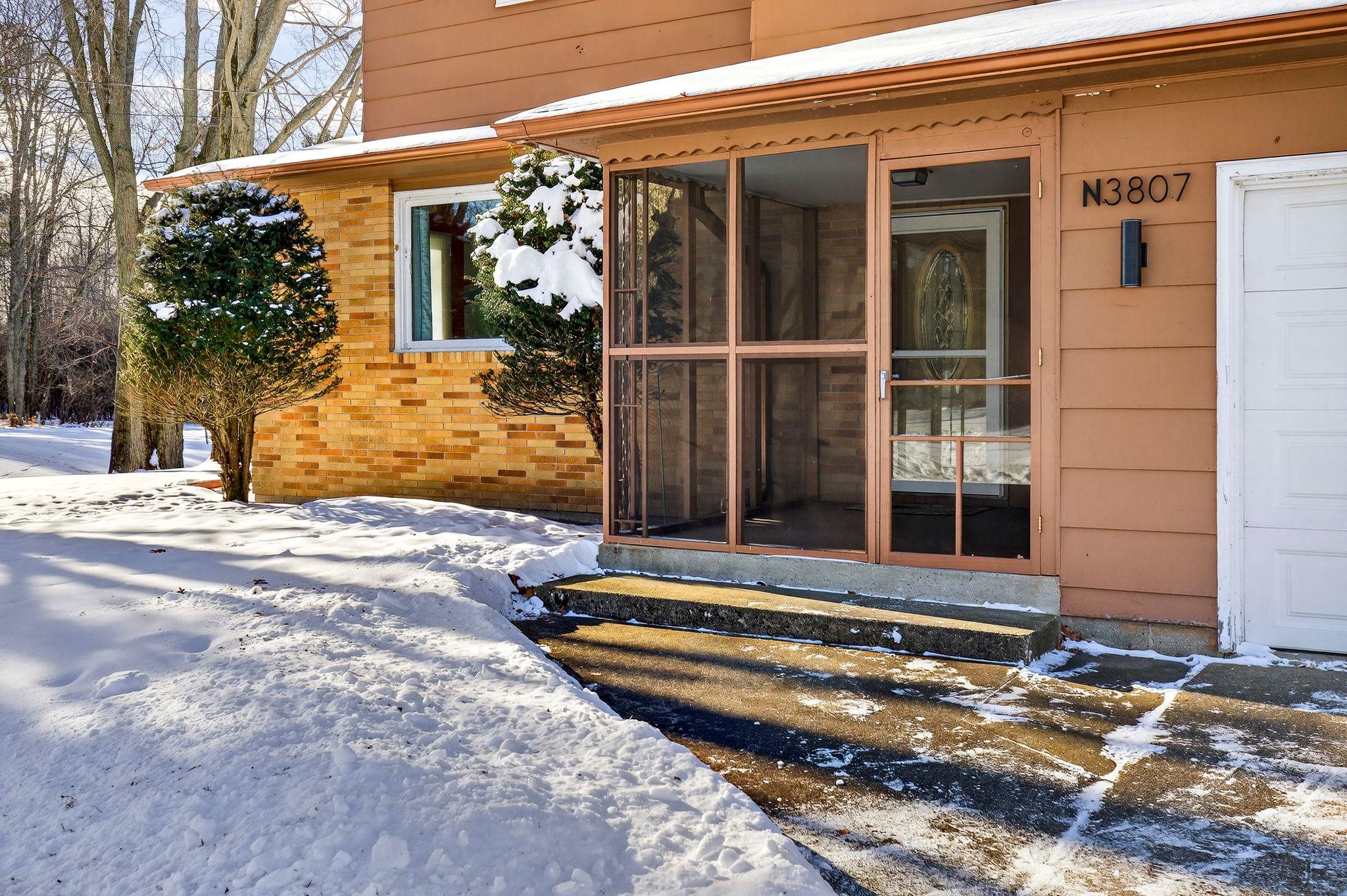 N3807 Boneham Addition Road Marinette, WI 54143 - Photo 3 of 42