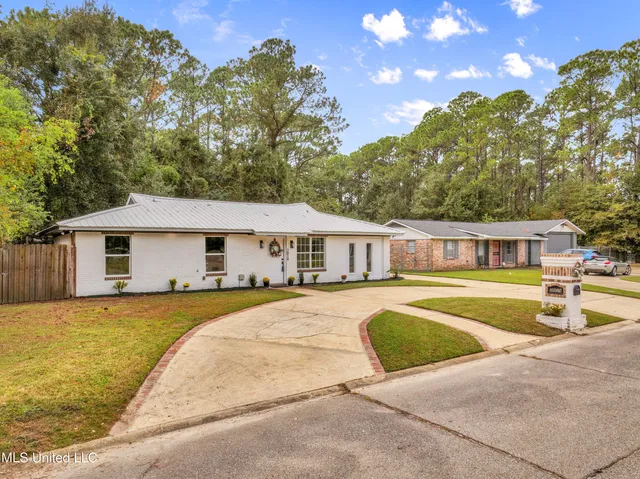 $175,000 | 2019 Pamela Drive, Gautier, MS 39553