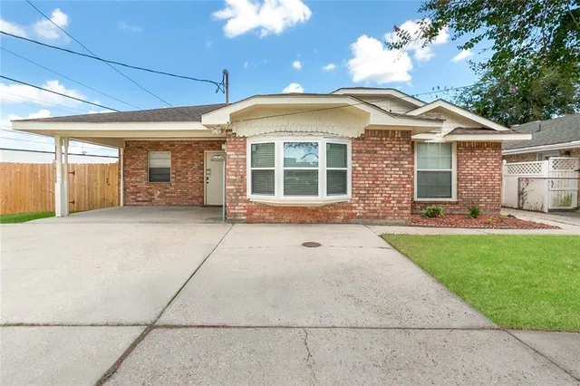 $2,400 | 1506 Flanders Street, New Orleans, LA 70114