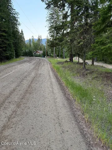 $400,000 | 2 Hagman Road, Nordman, ID 83848