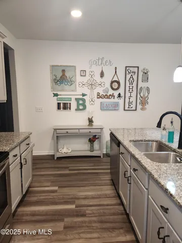 $369,900 | 704 Lenox Drive, Holly Ridge, NC 28445