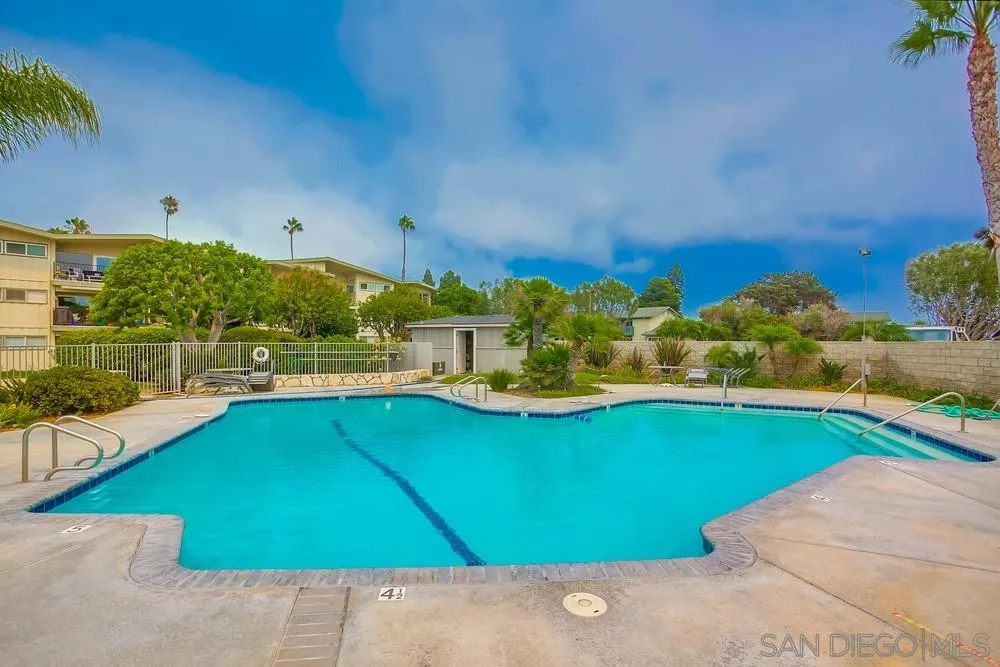 640 East Solana Circle Solana Beach, CA 92075 - Photo 11 of 15 a view of a basket ball ground and an ocean view