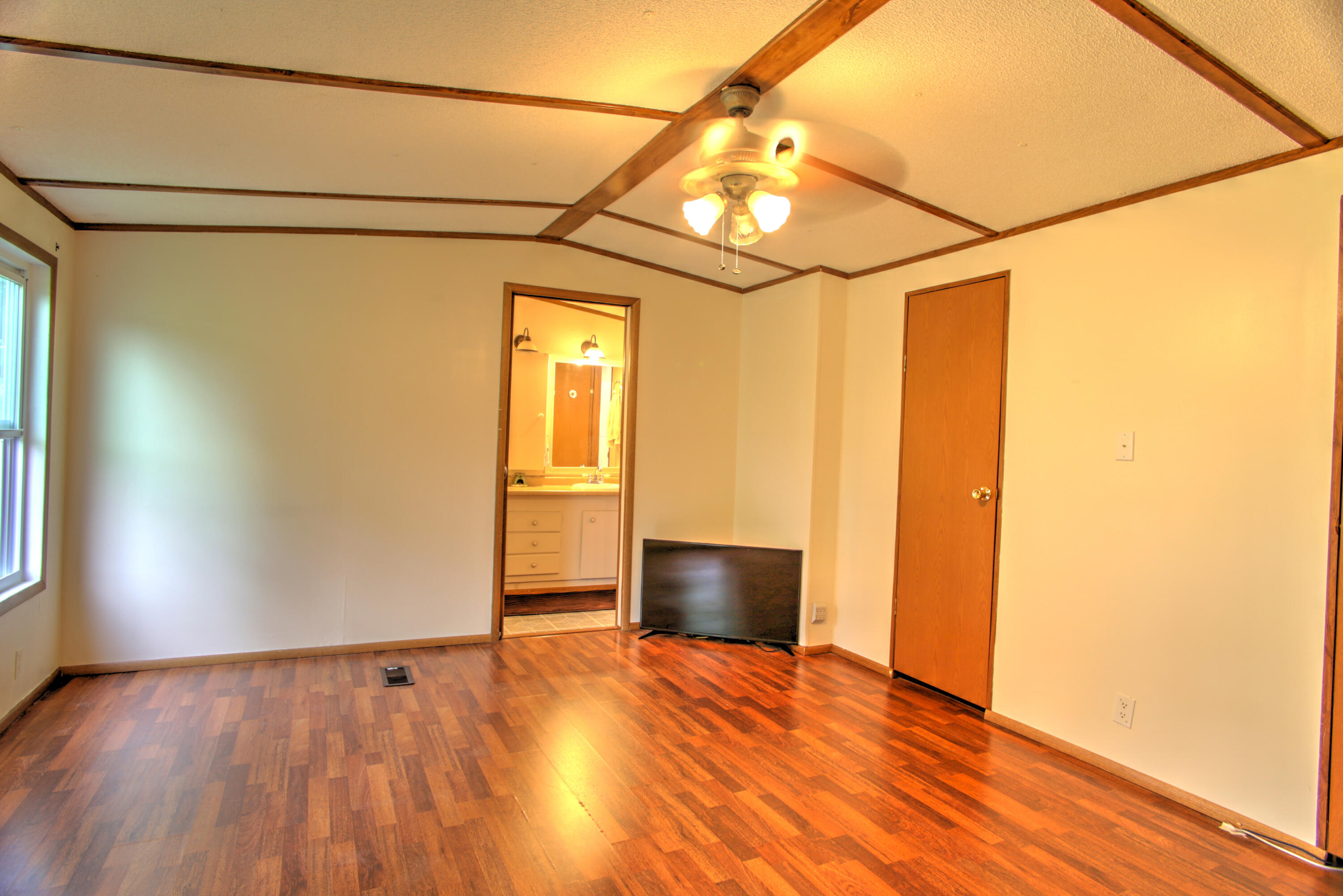 10906 Dolly Pond Road Ooltewah, TN 37363 - Photo 12 of 21 IMG_0049_50_51Interior 3