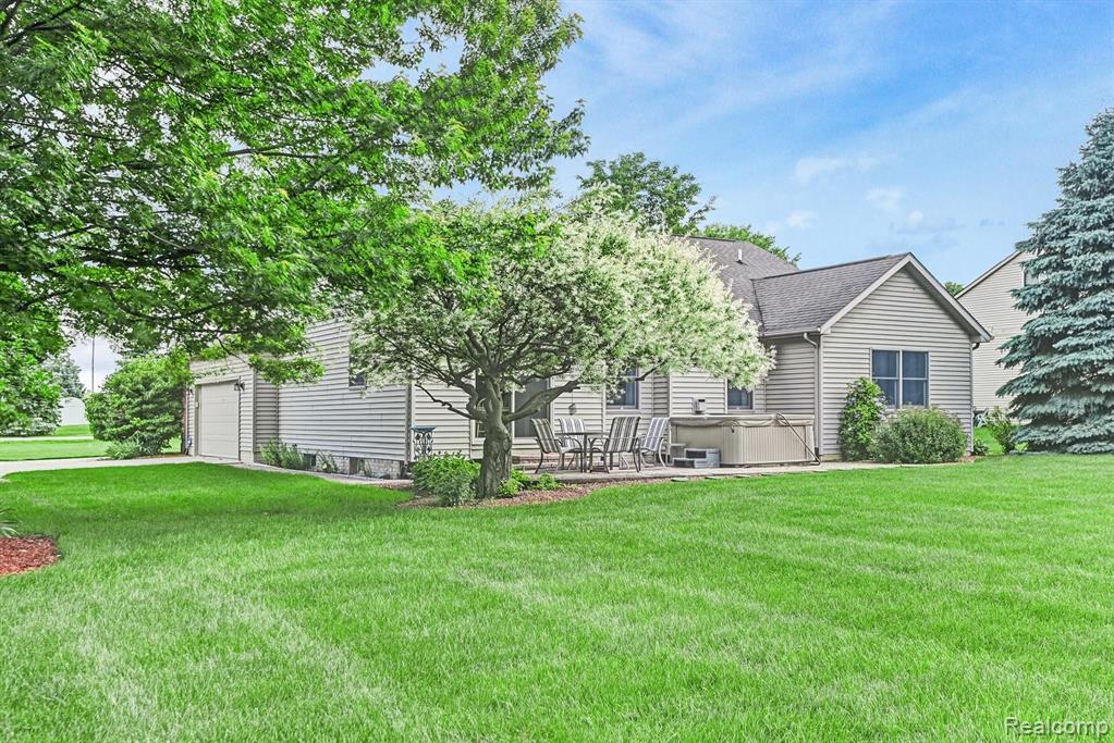 4151 Lahring Road Linden, MI 48451 - Photo 23 of 26