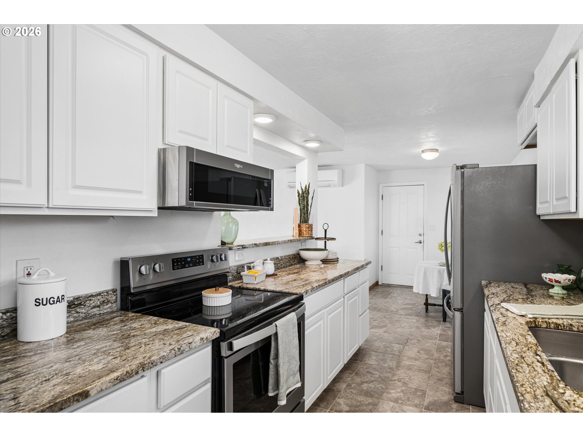 3820 Kendra Street Eugene, OR 97404 - Photo 11 of 38