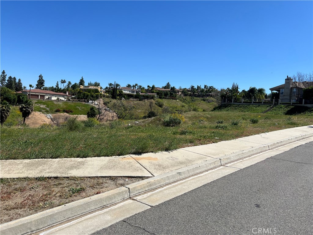 2035 Polo Court Riverside, CA 92506 - Photo 21 of 31