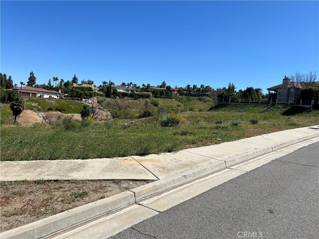 2035 Polo Court Riverside, CA 92506 - Photo 25 of 31