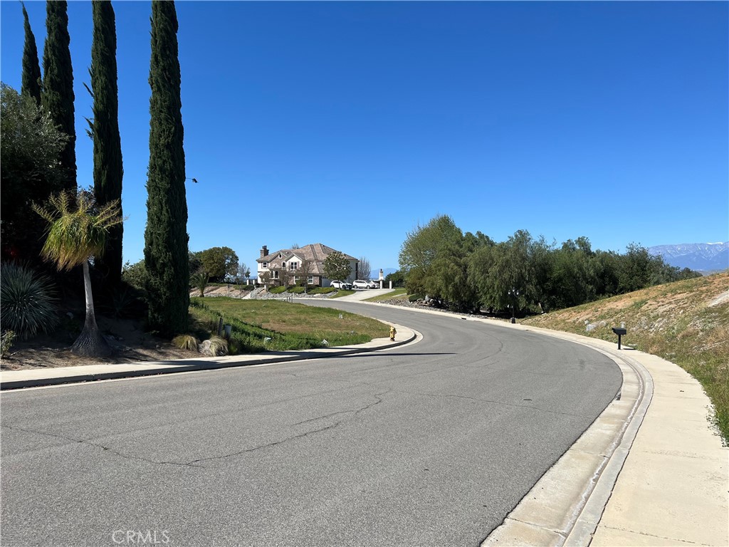 2035 Polo Court Riverside, CA 92506 - Photo 27 of 31