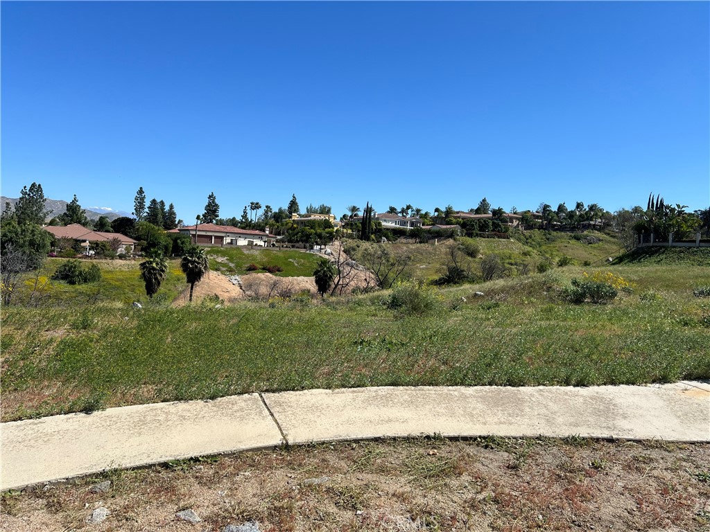 2035 Polo Court Riverside, CA 92506 - Photo 28 of 31