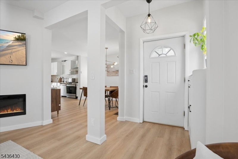 277 Grove Street East Rutherford, NJ 07073 - Photo 3 of 32