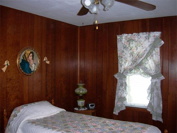 83 Clark Street Clinton, MA 01510 - Photo 8 of 15 Gallery Image 8