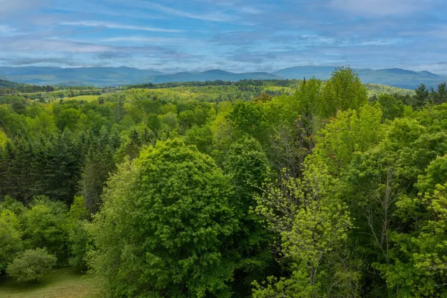 $235,000 | 929-933 West Bath Road, Bath, NH 03740