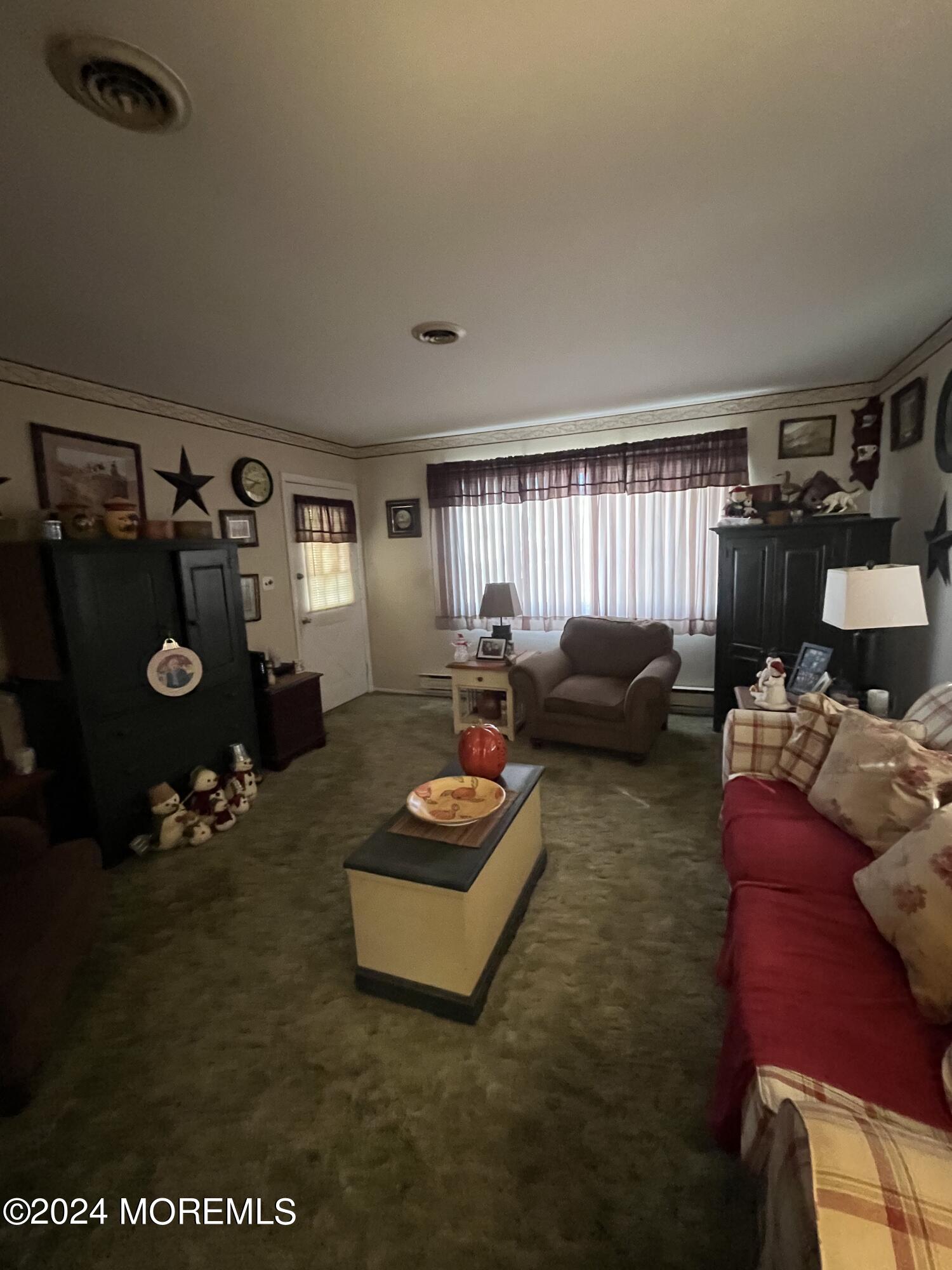 12 Florida Drive, Unit B Whiting, NJ 08759 - Photo 4 of 9 IMG_7512